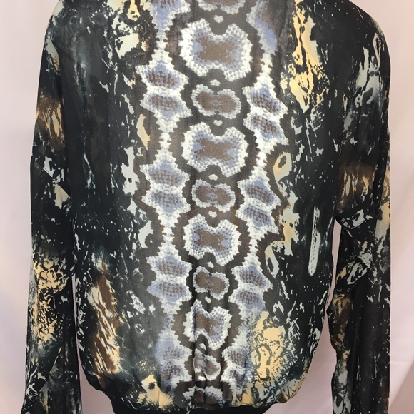 Cabi Sheer Python print Crew neck soft silk top - Picture 6 of 8